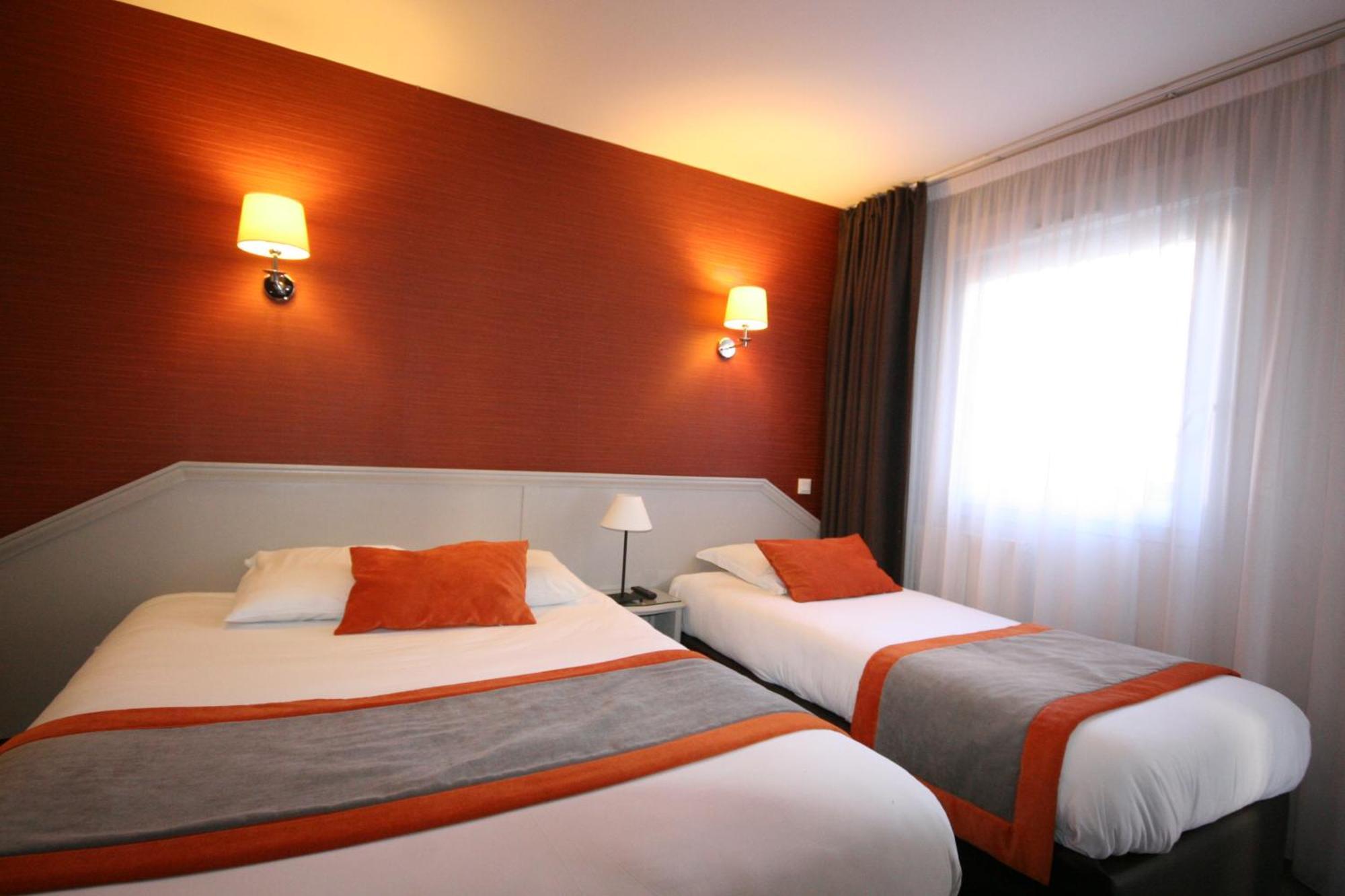 Hotel De La Gare Troyes Centre Esterno foto
